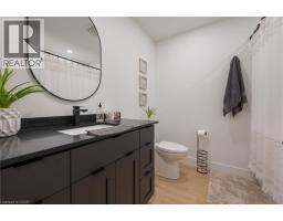 12 MACNEIL Court - 37