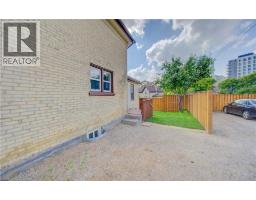 229 LANCASTER Street E - 21