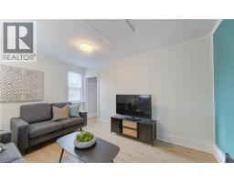 229 LANCASTER Street E - 7