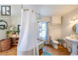 1047 BAY Street - 21