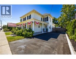 1047 BAY Street - 25