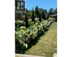 1047 BAY Street - 30