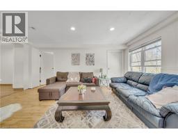 24 COLUMBIA Street W - 11