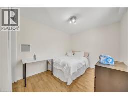 24 COLUMBIA Street W - 19