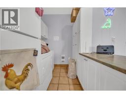 24 COLUMBIA Street W - 29