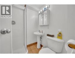 24 COLUMBIA Street W - 43