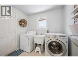 33 MANITOULIN Crescent - 17