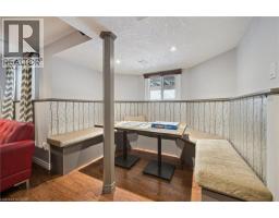 33 MANITOULIN Crescent - 35