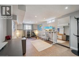 33 MANITOULIN Crescent - 39