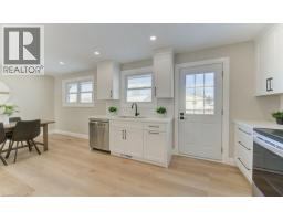 402 HERITAGE Drive - 11