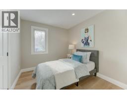 402 HERITAGE Drive - 17