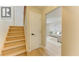 402 HERITAGE Drive - 20