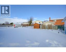 402 HERITAGE Drive - 26