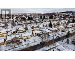 402 HERITAGE Drive - 34