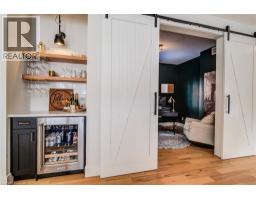 338 SNYDERS Road E - 7