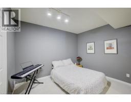 2 WINSTON Boulevard - 12