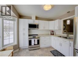 2 WINSTON Boulevard - 22