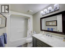 2 WINSTON Boulevard - 30