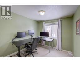 2 WINSTON Boulevard - 33