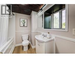 1331 KING Street E - 19