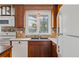 1080 HENRY Street - 10