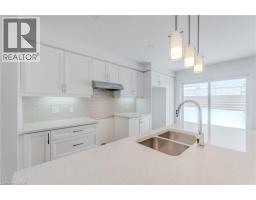 19 URBANE Boulevard - 18