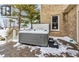 825946 TOWNSHIP ROAD 8 - 42