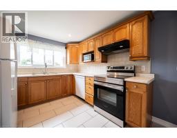 66 BELWOOD Crescent - 13