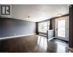 66 BELWOOD Crescent - 4