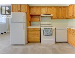 600 MOUNT ANNE Drive UnitNo. A - 11