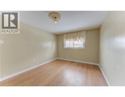 600 MOUNT ANNE Drive UnitNo. A - 15