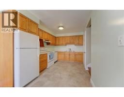 600 MOUNT ANNE Drive UnitNo. A - 9