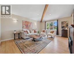 5044 WHITELAW Road - 5