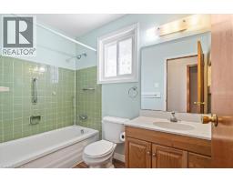 135 ROWLAND Street - 18