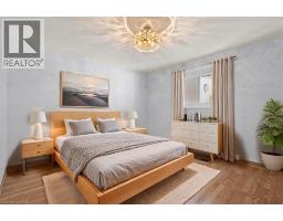 135 ROWLAND Street - 19