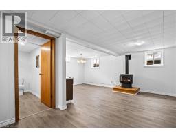 135 ROWLAND Street - 24