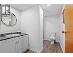 135 ROWLAND Street - 31