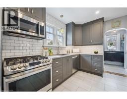 126 PANDORA Avenue N - 17