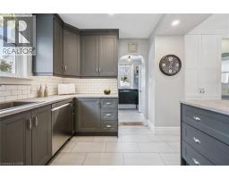 126 PANDORA Avenue N - 18