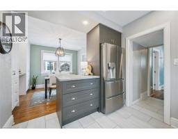 126 PANDORA Avenue N - 19