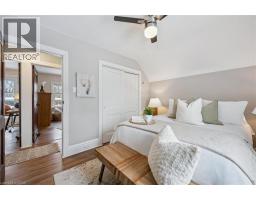 126 PANDORA Avenue N - 24