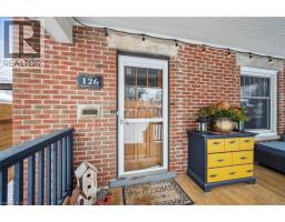 126 PANDORA Avenue N - 5