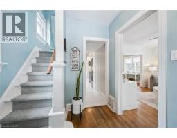 126 PANDORA Avenue N - 7