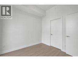 25 WELLINGTON Street S UnitNo. 2202 - 21