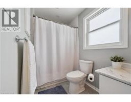 31 MIDDLEMISS Crescent - 19