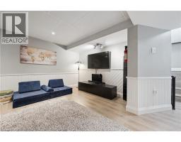 31 MIDDLEMISS Crescent - 22