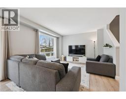 31 MIDDLEMISS Crescent - 6