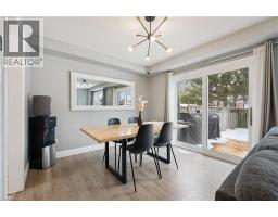 31 MIDDLEMISS Crescent - 9