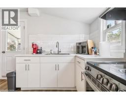 87 TALBOT Street S - 24