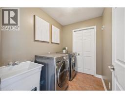 54 MADELEINE Street - 13